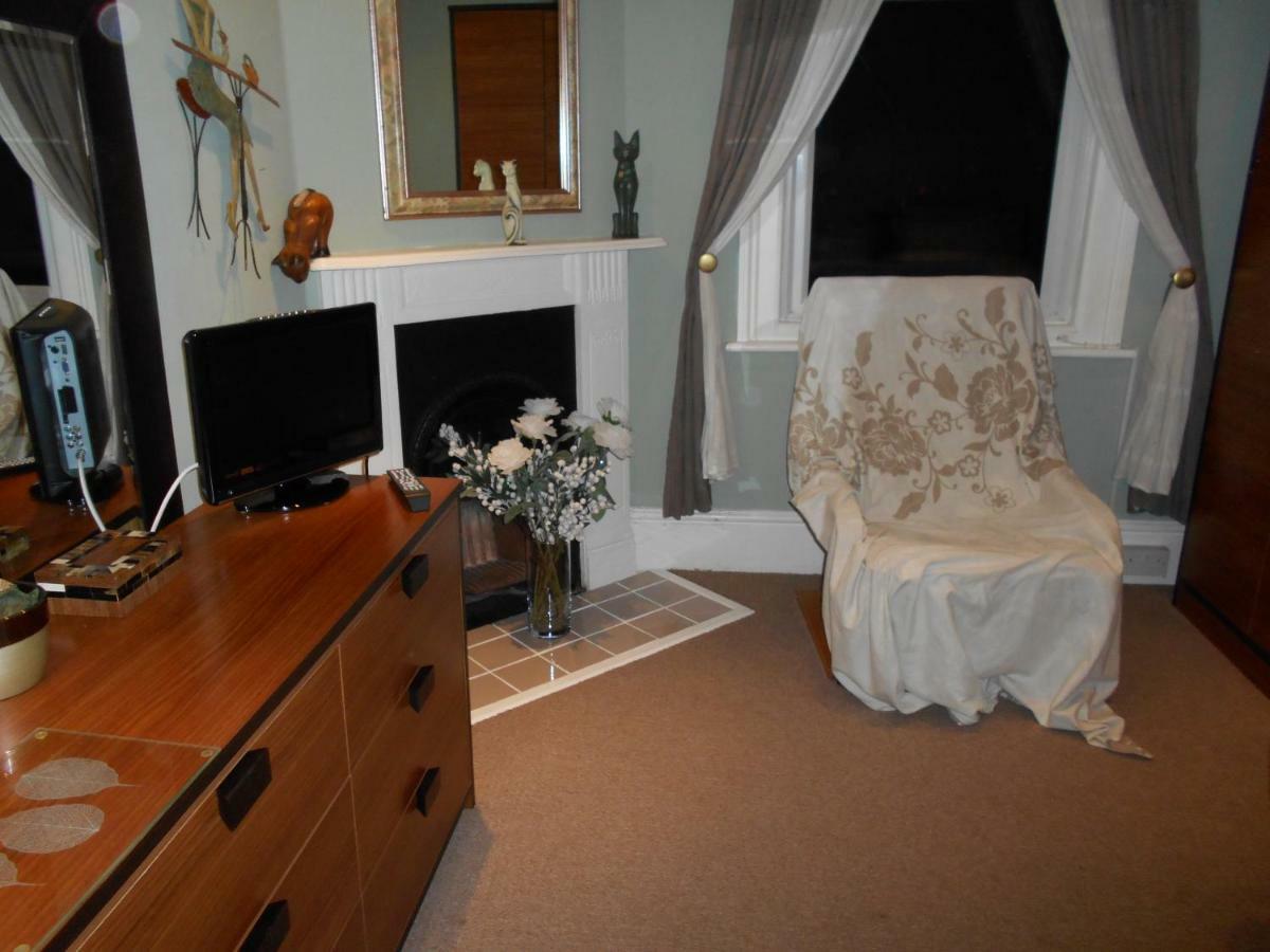 Bed and Breakfast Olderfleet Клактон-он-Си Экстерьер фото