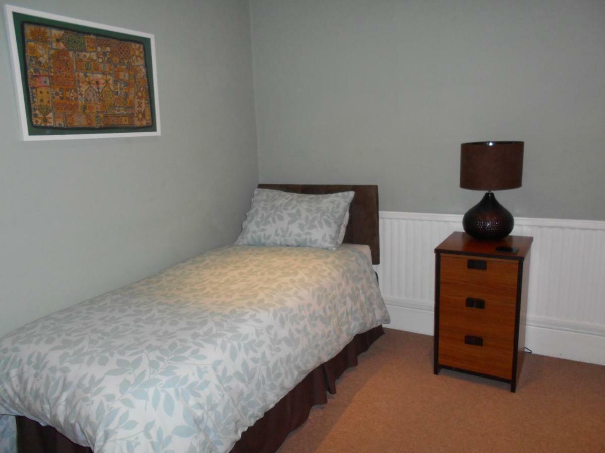 Bed and Breakfast Olderfleet Клактон-он-Си Экстерьер фото